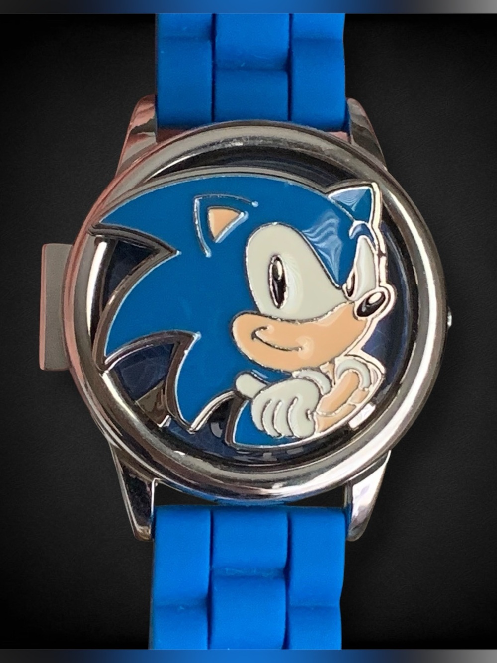 Children's Sonic The Hedgehog Metal Spinner Flip LCD Watch